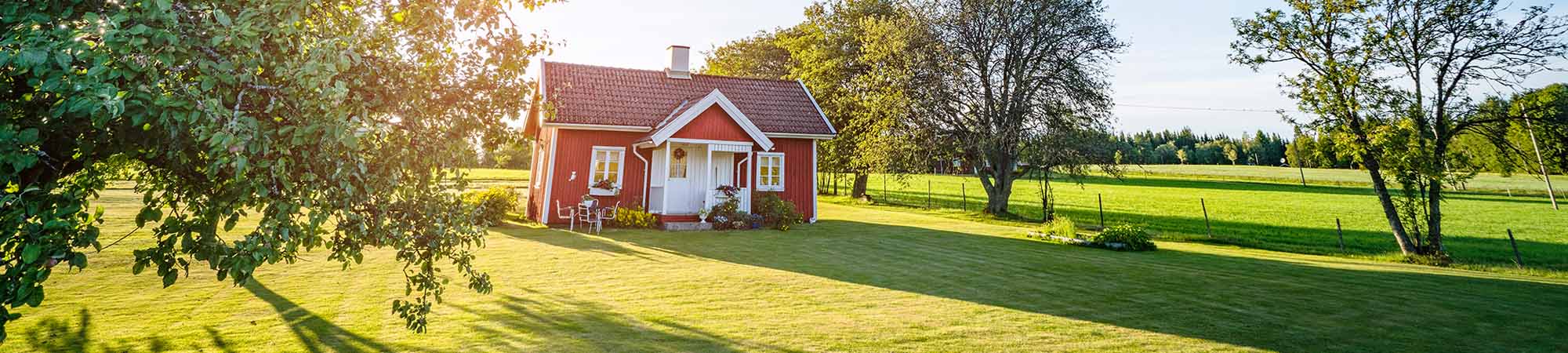 Saleby El säljer robotgräsklippare och förbränningstoaletter